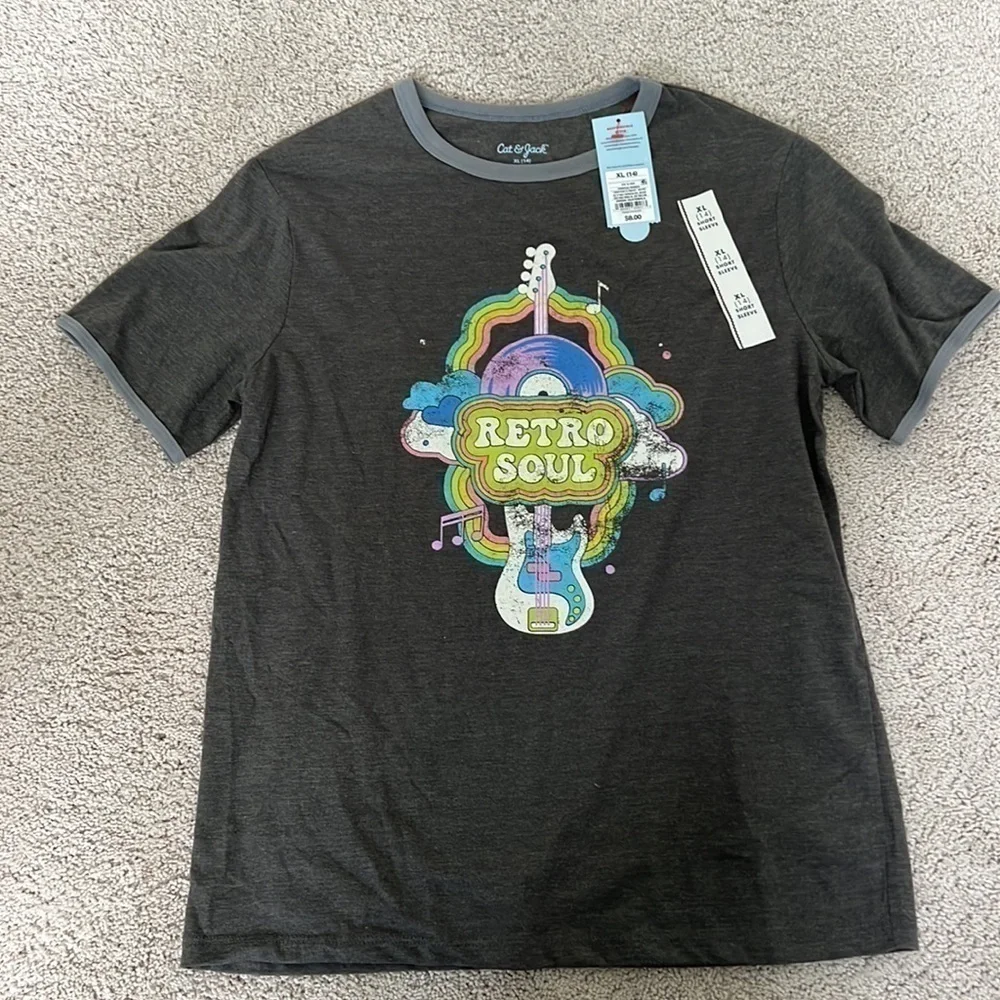 Boys Retro Soul T-shirt. Size 14. NWT